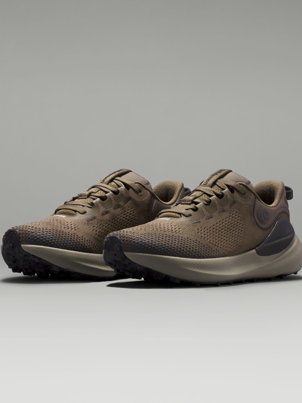 Lululemon Men's Beyondfeel Trail Running Shoe
ColourNomad/Riverstone/Traverse